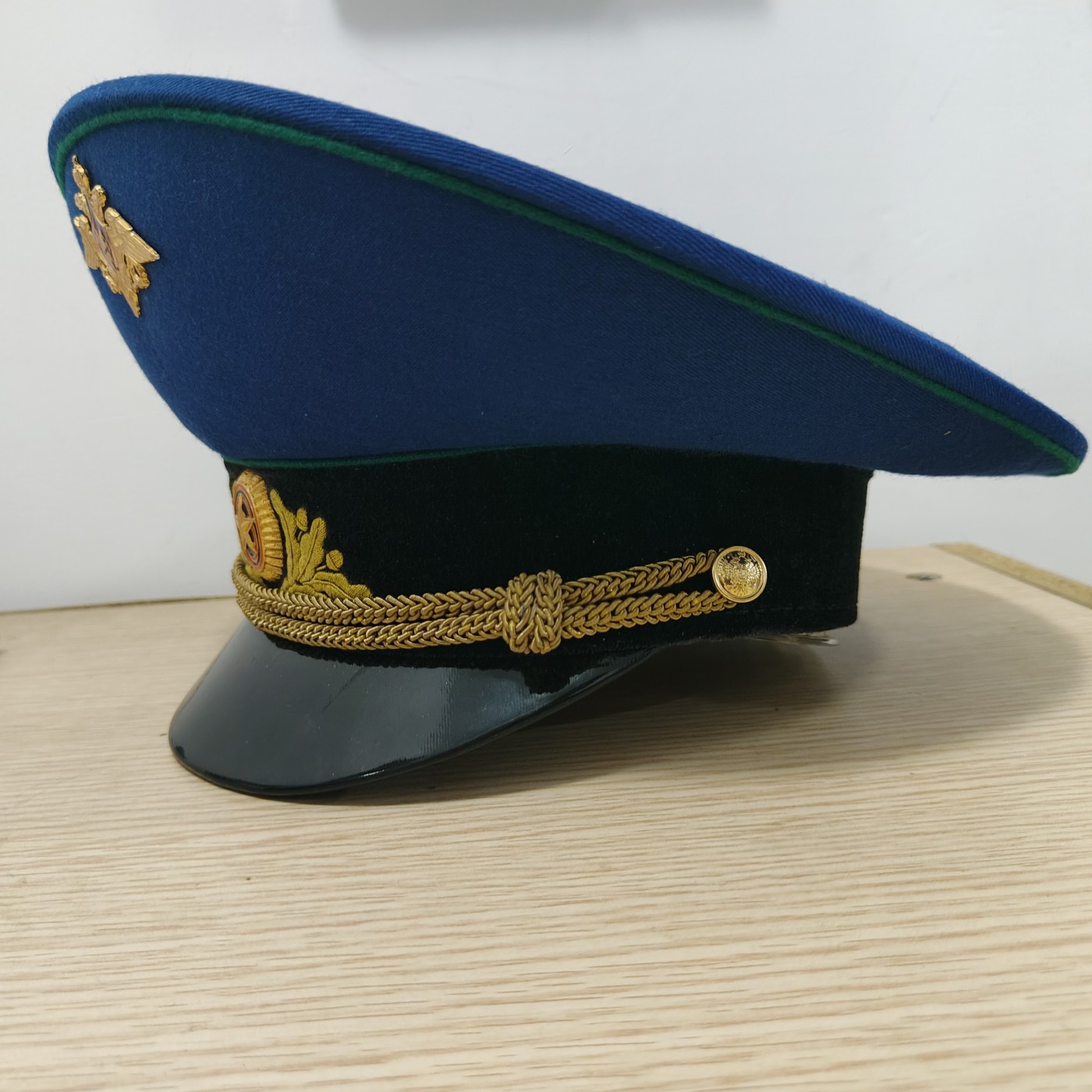 全场0元起拍 第81期 咸鱼国勋章拍卖专场 8月13日（周日）下午6：00开始 俄罗斯检察官少将/司法少将 三级司法国务委员礼服 克里米亚检察长同款  大檐帽 58CM