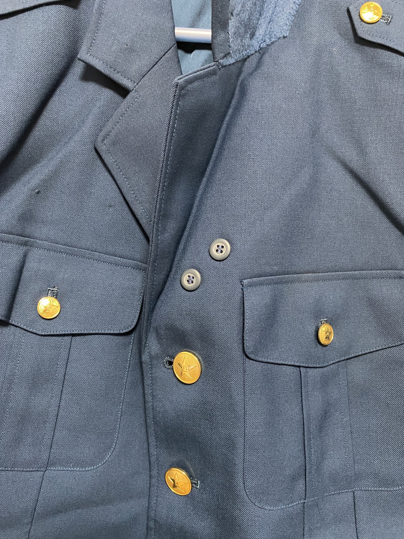 全场0元起拍 第81期 咸鱼国勋章拍卖专场 8月13日（周日）下午6：00开始 97驻港空上衣 a5号三型尺码