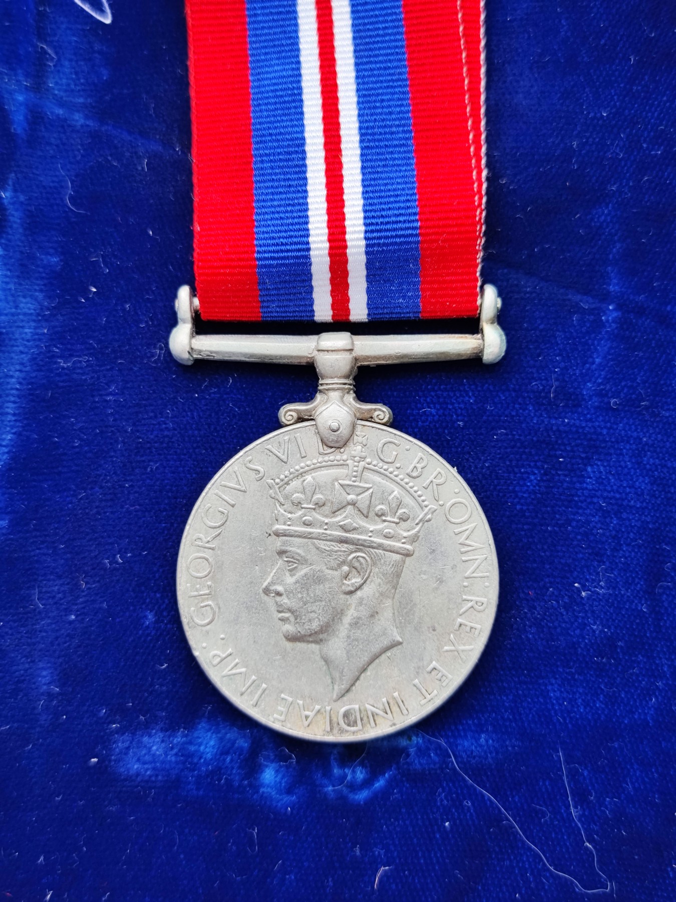 世界精品徽章收藏拍卖-八月专场 英国二战战争纪念章，官方发行，带边铭