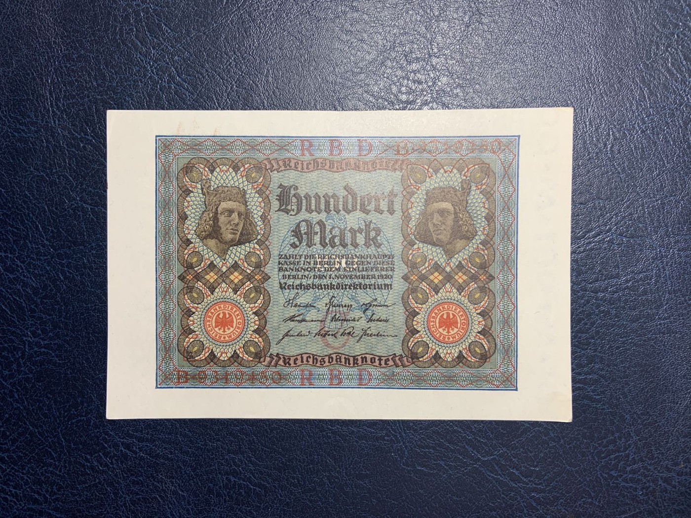 收藏联盟Quantum Auction 第280期拍卖  德国1920年100马克 品相UNC 轻微瑕疵 参考图片 取材班贝格城的雕像骑马者