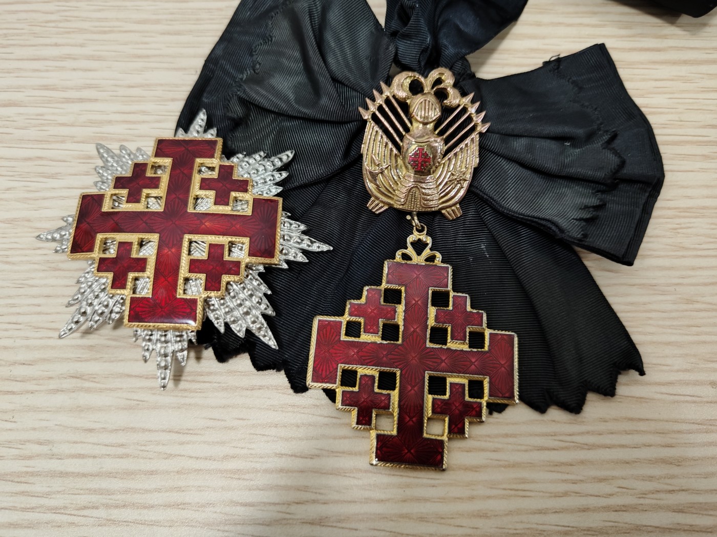 全场0元起拍 第81期 咸鱼国勋章拍卖专场 8月13日（周日）下午6：00开始 梵蒂冈教皇国 大十字级圣暮骑士团勋章大绶+星芒 铜珐琅