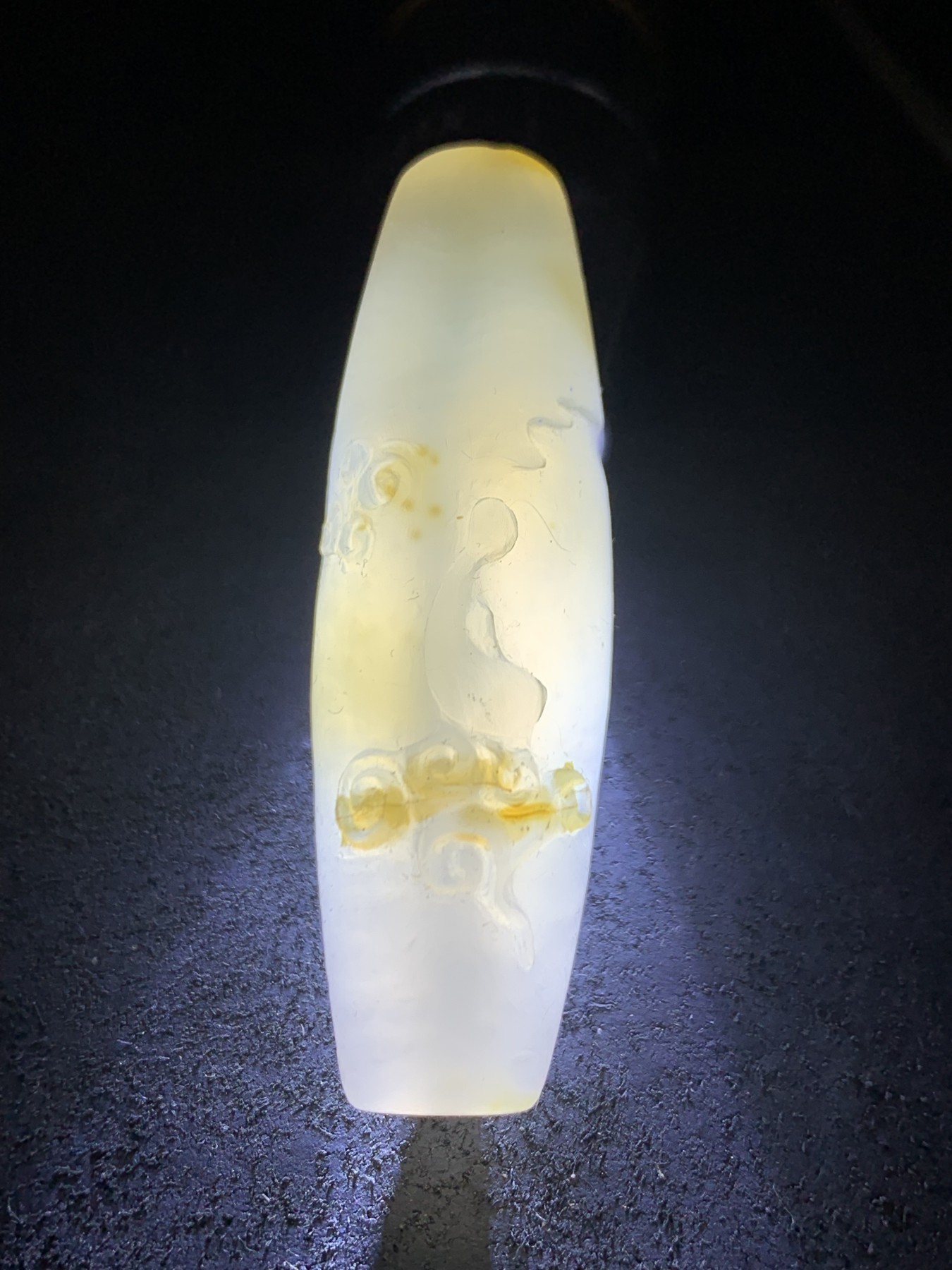 精美高玉化亚光海洋玉髓手工俏色巧雕得到成佛意境大桶珠一个！