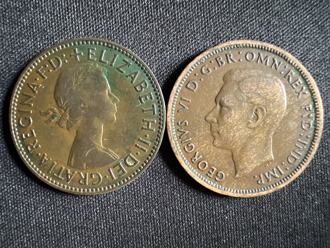 泡泡堂第376期 硬币专场 （无押金，捡漏，全场20包邮，偏远地区除外，接收代拍业务） 伊二半便士两枚