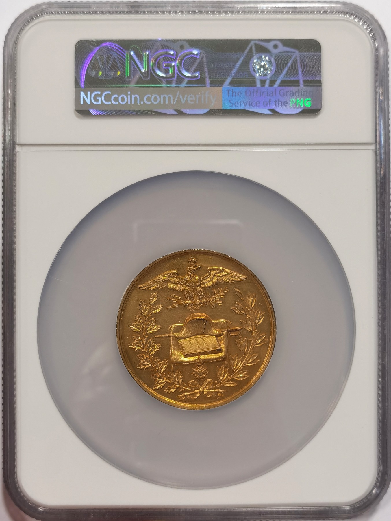 博洋堂世界钱币拍卖第038期（全场包邮） NGC MS61法国1869年拿破仑一世诞辰百年镀金纪念铜章（直径50.50毫米，重53.40克），此章金粉保留完整，状态十分难得