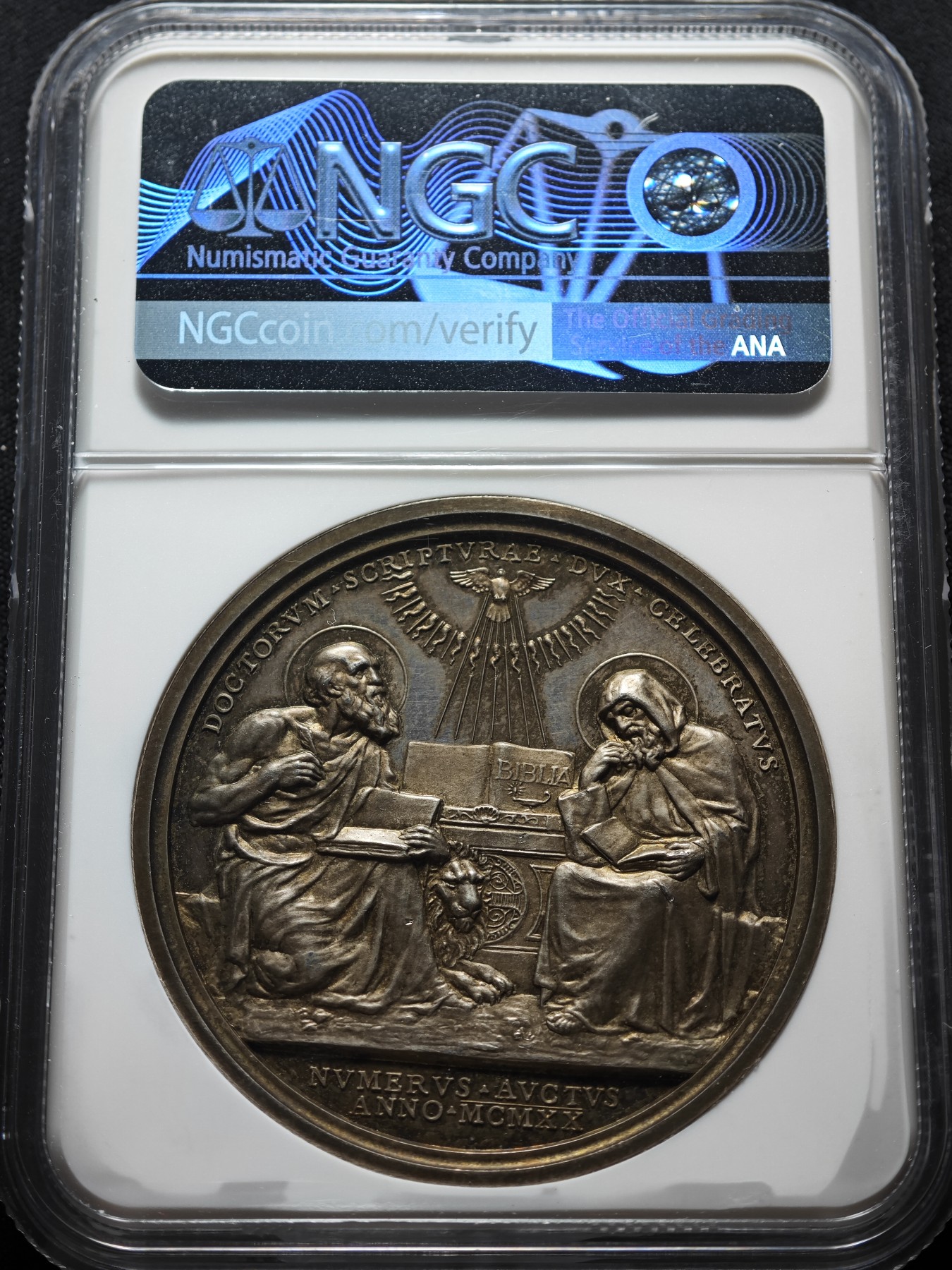 1920年 梵蒂冈本笃十五世教皇“圣·以法莲”封圣银章 NGC MS63