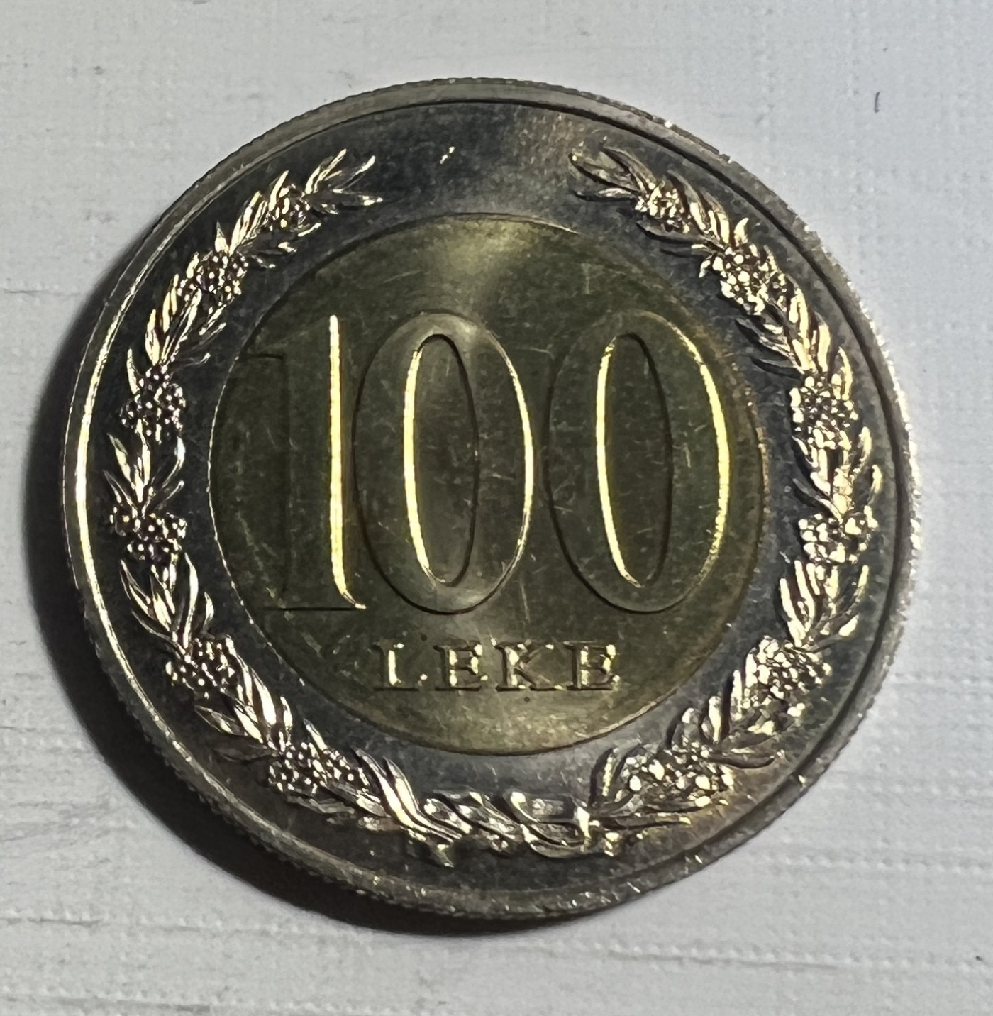 S&S Numismatic世界钱币-拍卖 第124期  阿尔巴尼亚2000年 伊利里亚女王 100列克双色币
