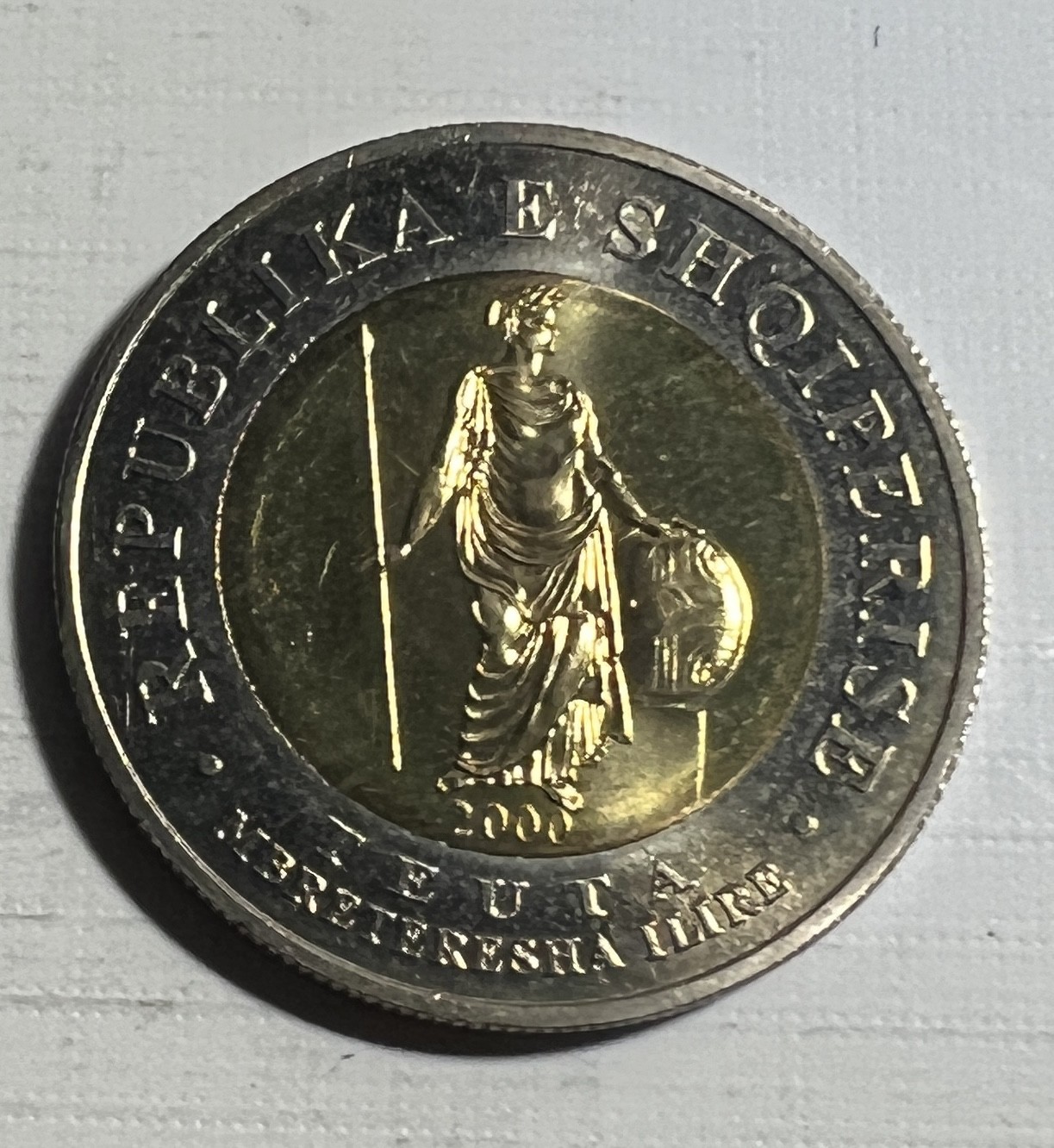 S&S Numismatic世界钱币-拍卖 第124期  阿尔巴尼亚2000年 伊利里亚女王 100列克双色币