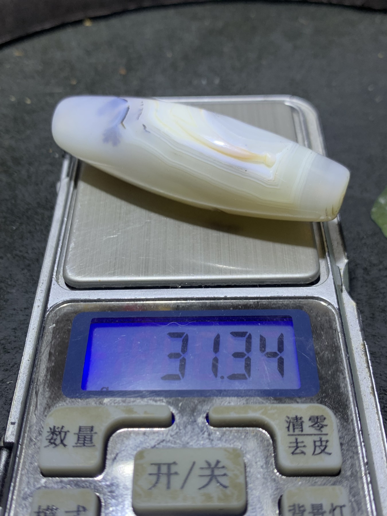 精美高玉化亚光千层纹海洋玉髓手工俏色巧雕禅字无相佛，参禅悟道意境大桶珠一个
