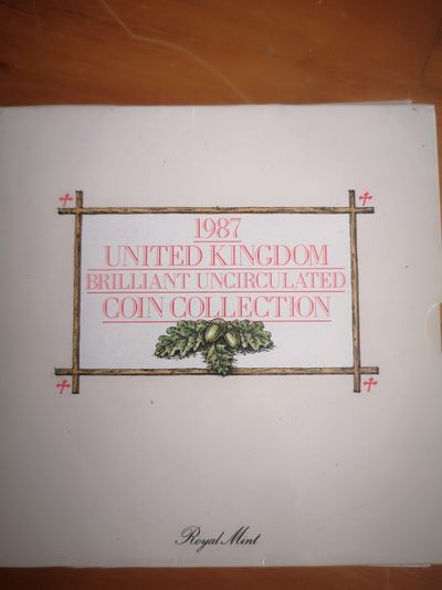 长老汇马年精选第七场拍卖 - 1987英国造币厂原装7枚套币，含1英镑，卡装