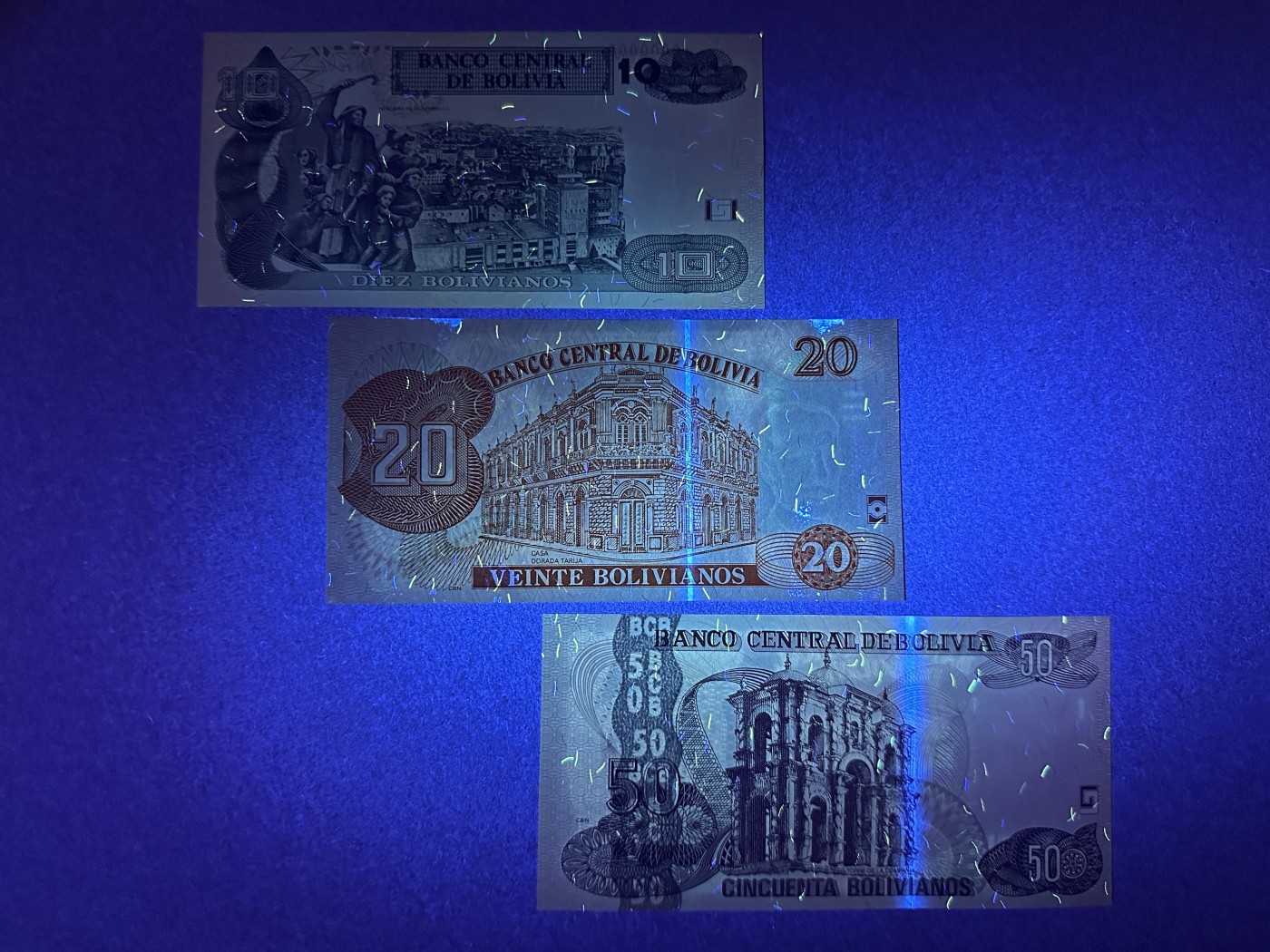 《张总收藏》113期—缤纷外币 精品荟萃 玻利维亚10、20、50玻利瓦尔3张 UNC 20边缘有荧光