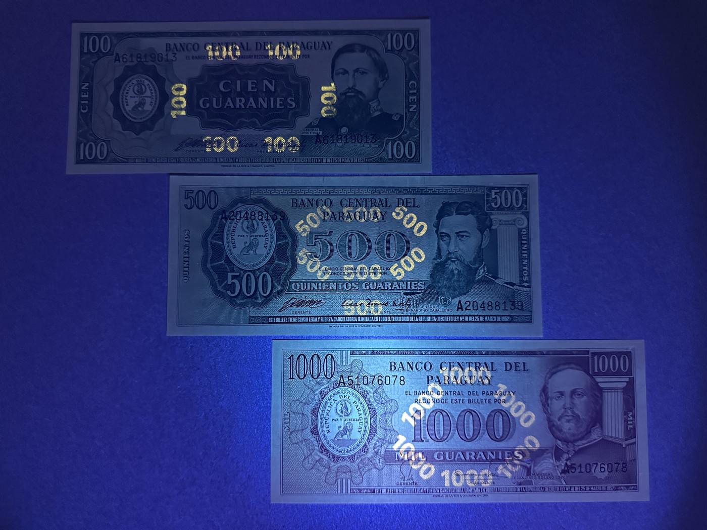 《张总收藏》113期—缤纷外币 精品荟萃 巴拉圭100、500、1000元3张 UNC 1982年