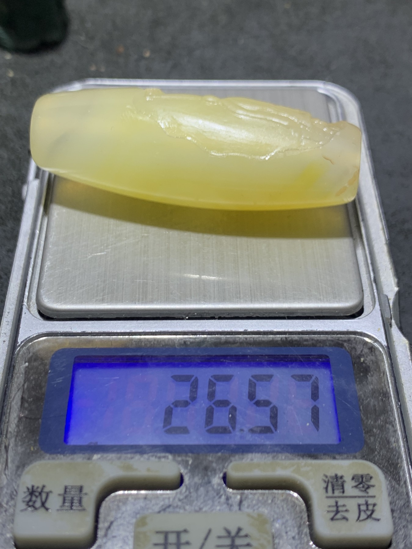 精美高玉化亚光海洋玉髓手工俏色巧雕开门见福大桶珠一个！
