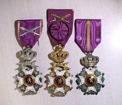 大猫徽章拍卖第230期 - 比利时骑士级利奥波德一世勋章一组