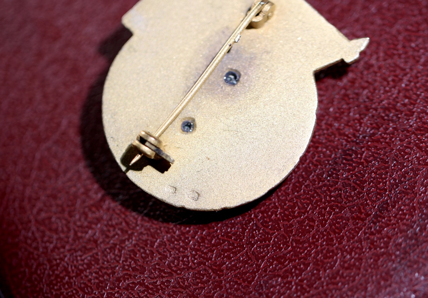 大猫徽章拍卖第230期 南斯拉夫一级劳动勋章，背面带银标厂标，原盒带证书