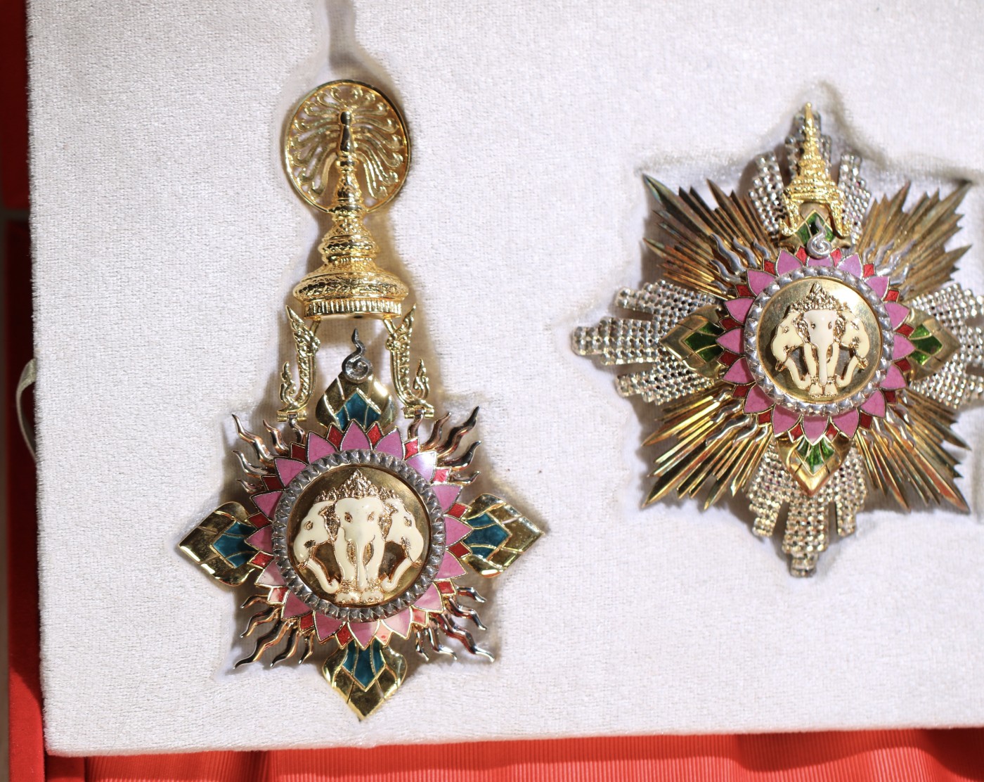 大猫徽章拍卖第230期 泰国🇹🇭特级白象勋章