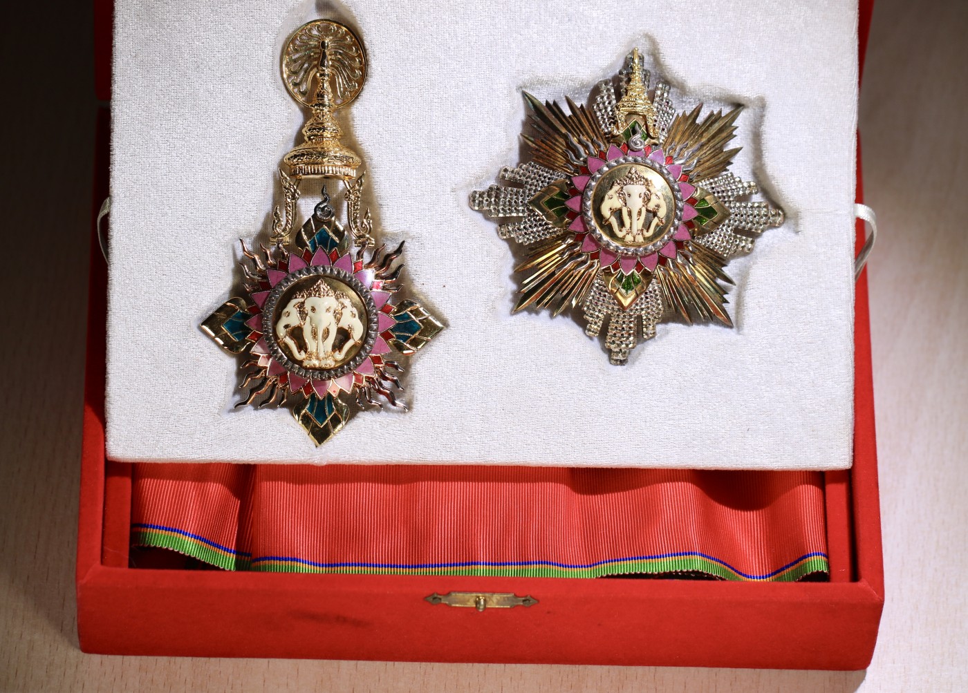 大猫徽章拍卖第230期 泰国🇹🇭特级白象勋章