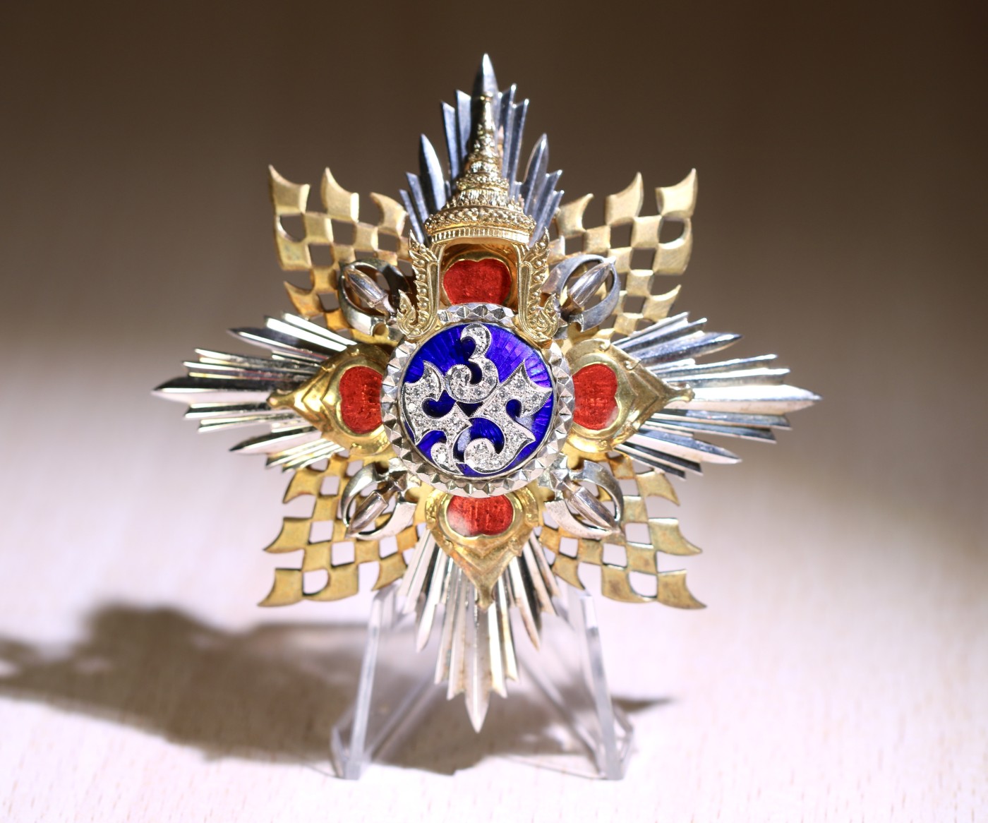 大猫徽章拍卖第230期 泰国🇹🇭特级王冠勋章