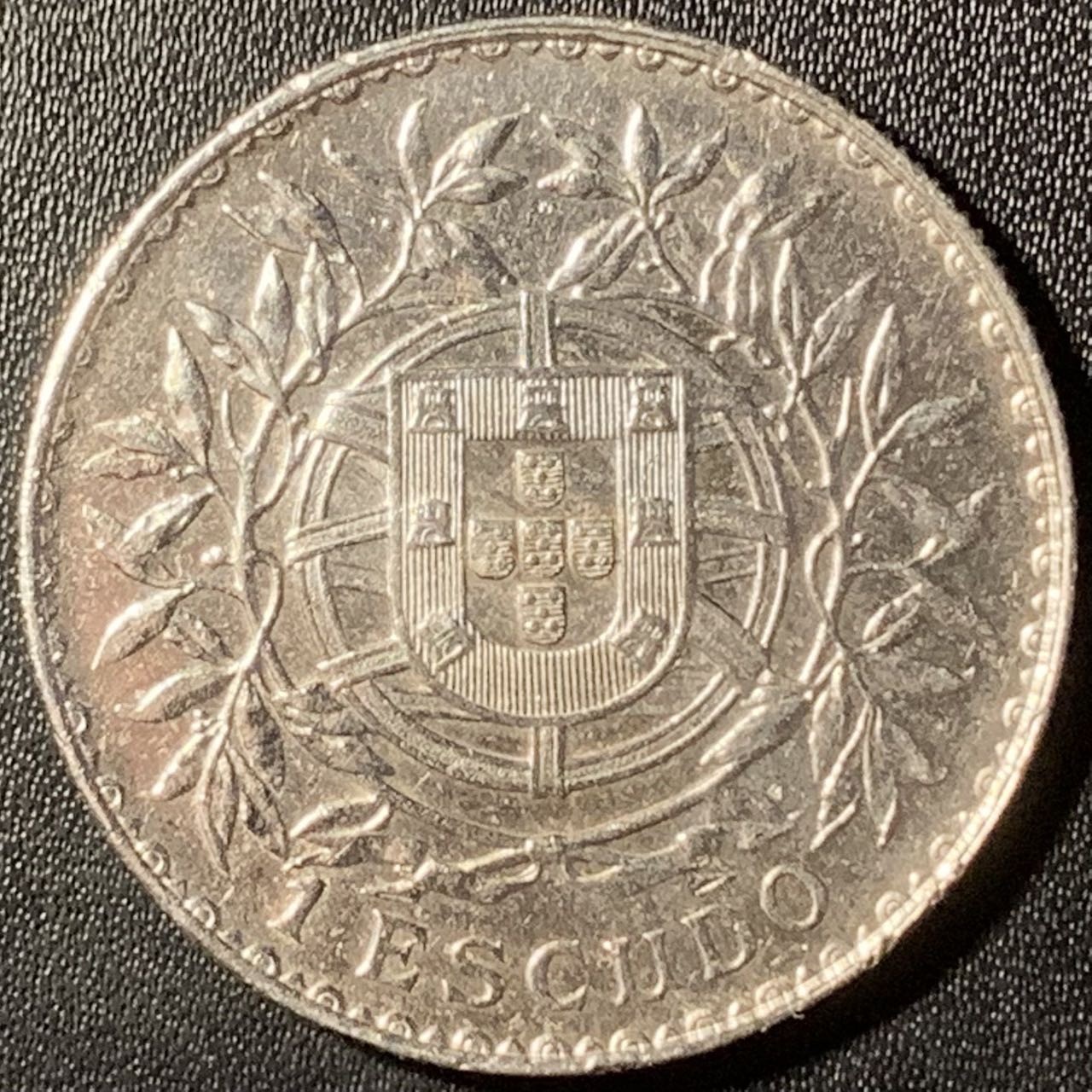 紫瑗钱币——第315期拍卖 葡萄牙 1915年 自由女神 1埃斯库多 25克 0.835银