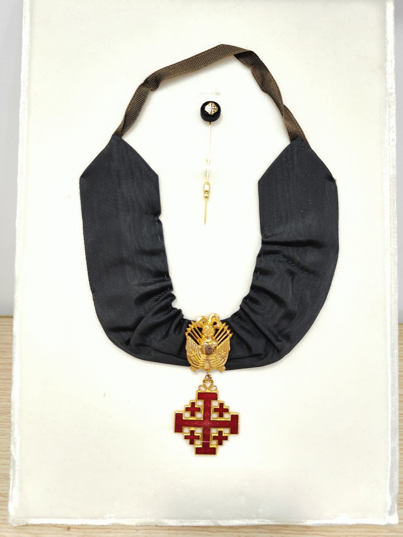 全场0元起拍 第82期 咸鱼国勋章拍卖专场 8月16日（周三）下午6：00开始 梵蒂冈教皇国 圣暮骑士团勋章 铜珐琅