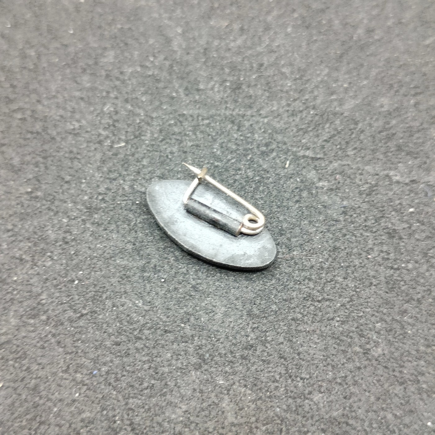 全场0元起拍 第82期 咸鱼国勋章拍卖专场 8月16日（周三）下午6：00开始 日本医科大学徽章