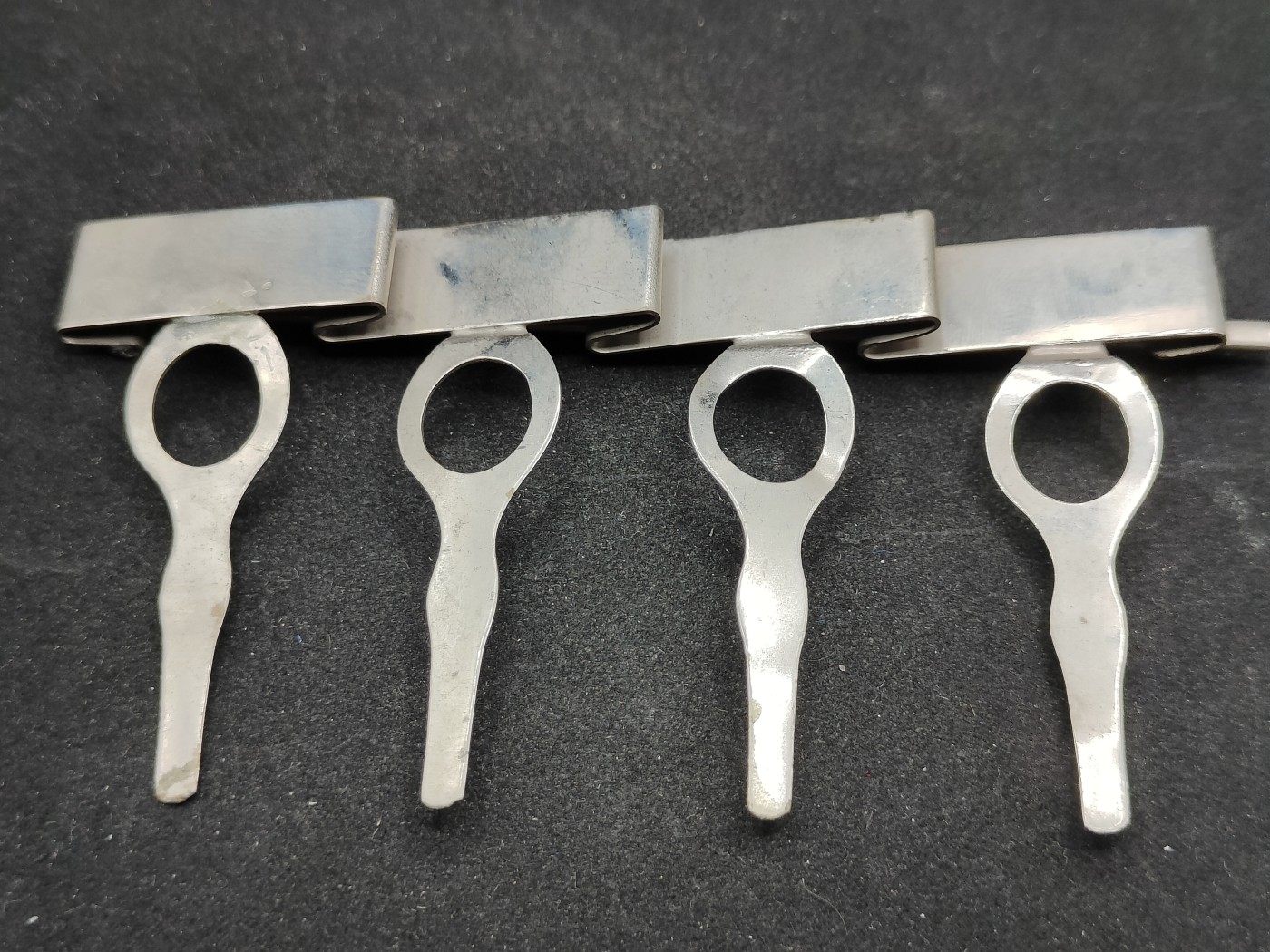 全场0元起拍 第82期 咸鱼国勋章拍卖专场 8月16日（周三）下午6：00开始 日本战时钢制四连挂