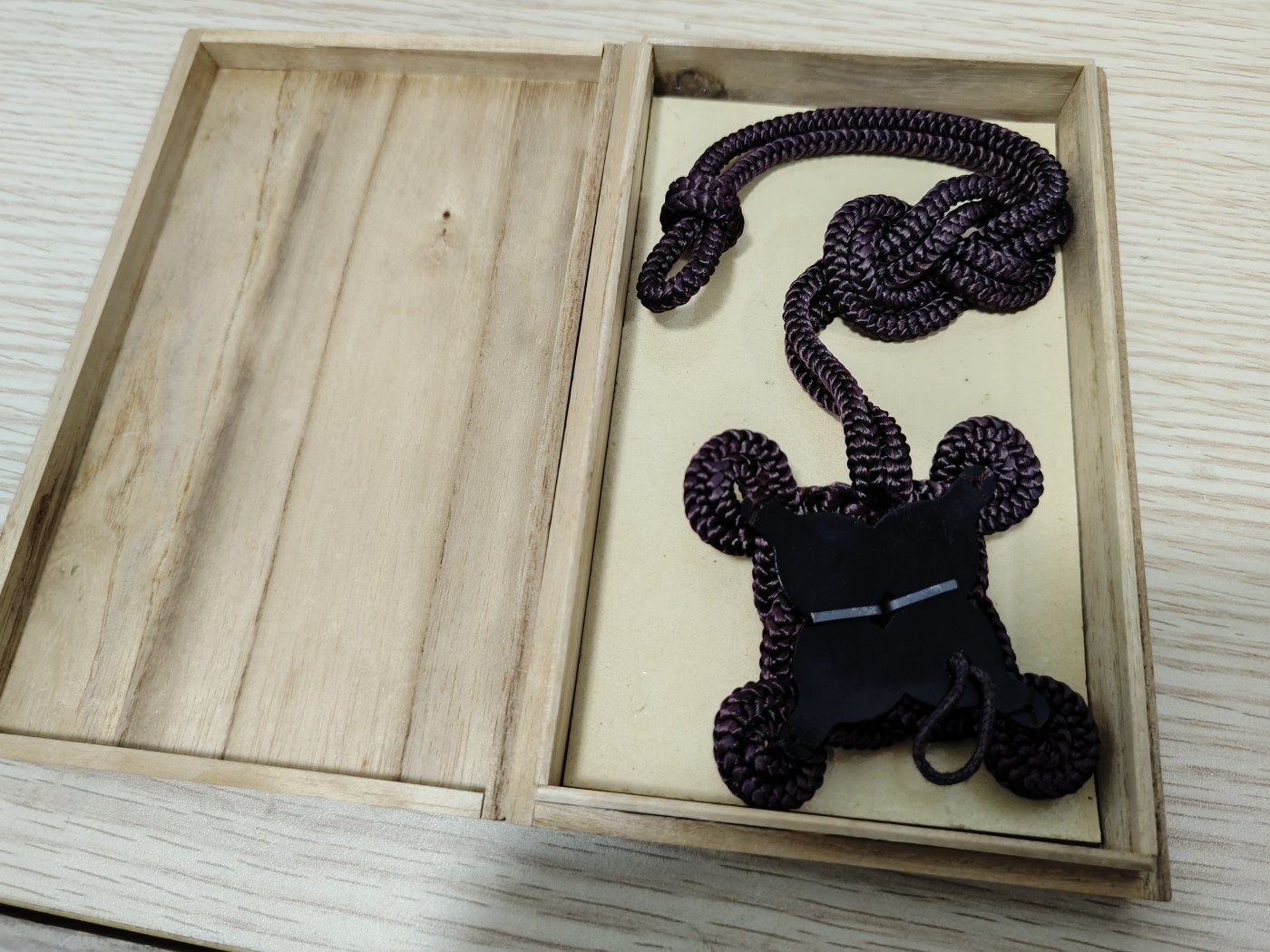 全场0元起拍 第82期 咸鱼国勋章拍卖专场 8月16日（周三）下午6：00开始 日本国民服礼仪章 带家纹