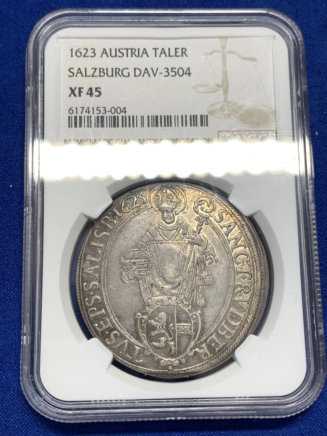 《竞宝斋》第189场-周日，周一 2场 (全场包邮) NGC-XF45奥地利萨尔茨堡大主教区1623年泰勒大银币 圣母抱婴版发行首年 帕里斯大主教 压印清晰图案完整不输高分 包浆带彩 上海低评