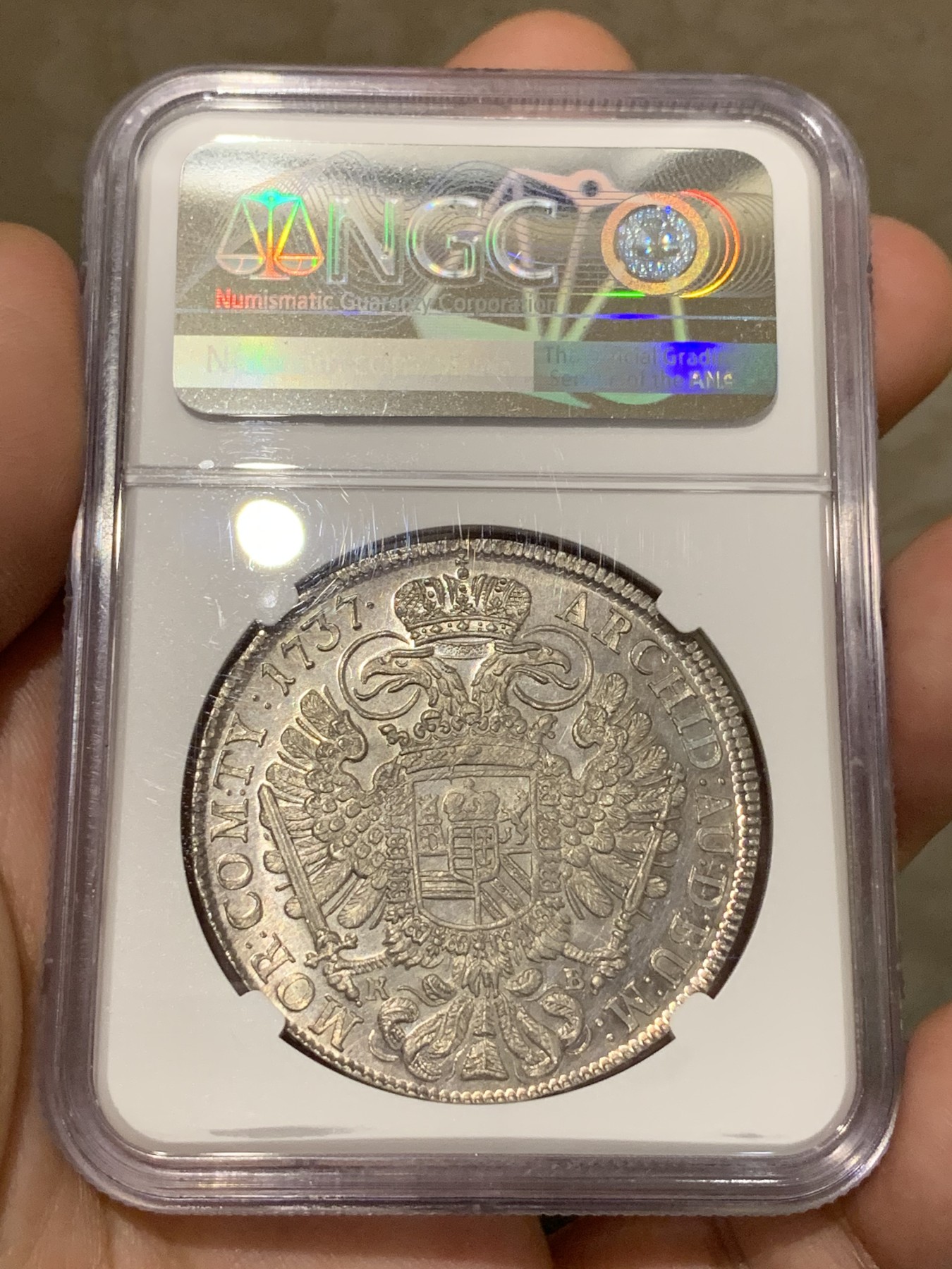 《竞宝斋》第189场-周日，周一 2场 (全场包邮) 冠军分 NGC-MS62 神圣罗马帝国 查理六世 1737年1泰勒银币 匈牙利版 PL感明显！ 名家旧藏，淡金包浆，有精制感，实物极美！匈牙利系列大涨，好品极难得，比同时期奥地利少太多。不可错过