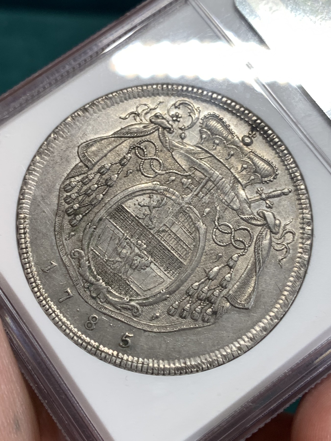 《竞宝斋》第189场-周日，周一 2场 (全场包邮) NGC AU55 奥地利1785萨尔茨堡教区 窗帘泰勒大银币