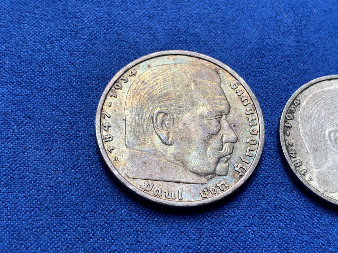 《竞宝斋》第189场-周日，周一 2场 (全场包邮) 2枚银币一组 德国 1937  兴登堡 2马克+5马克同年一对，原味包浆 状态好