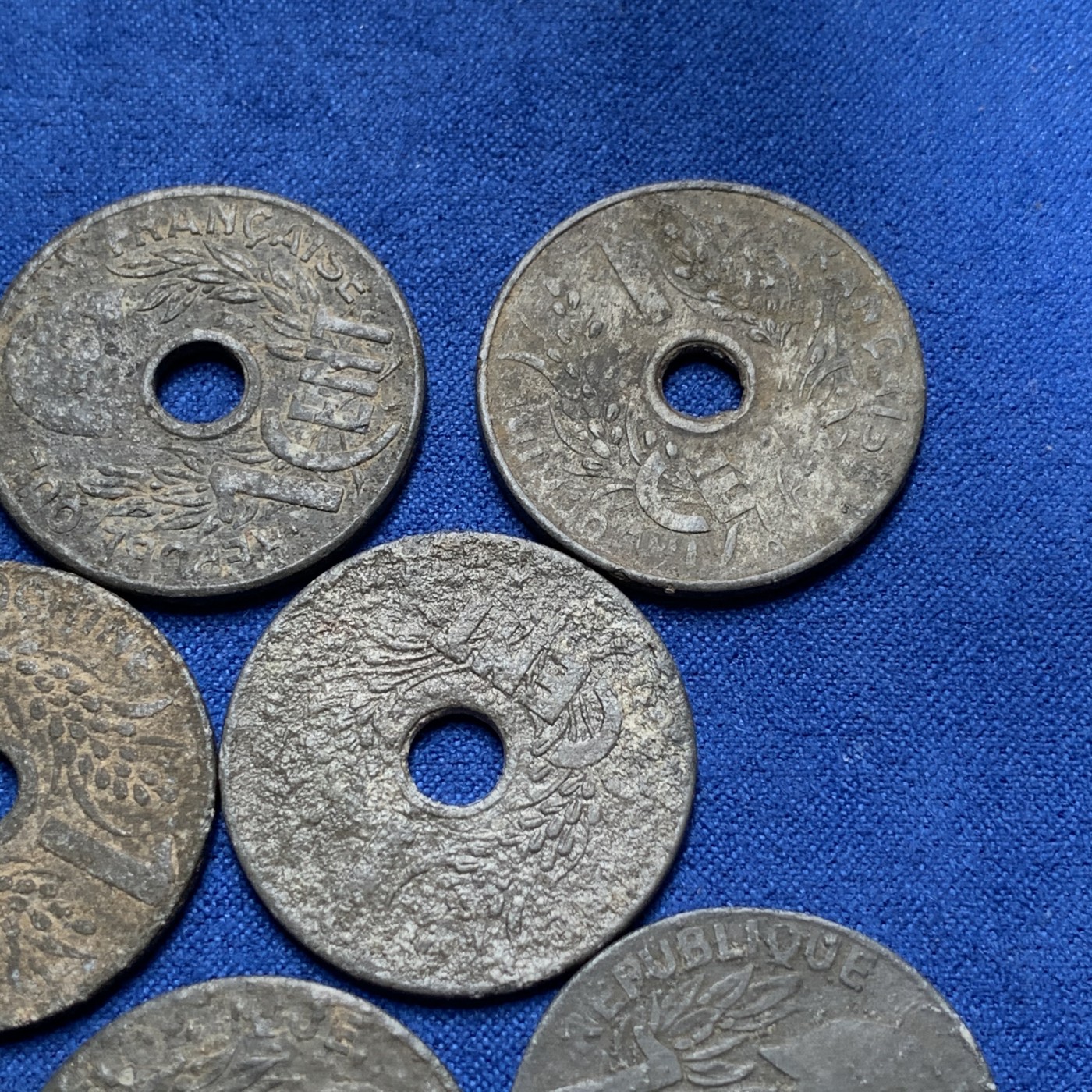 《竞宝斋》第189场-周日，周一 2场 (全场包邮) 8枚一组 法属印支1分锌币