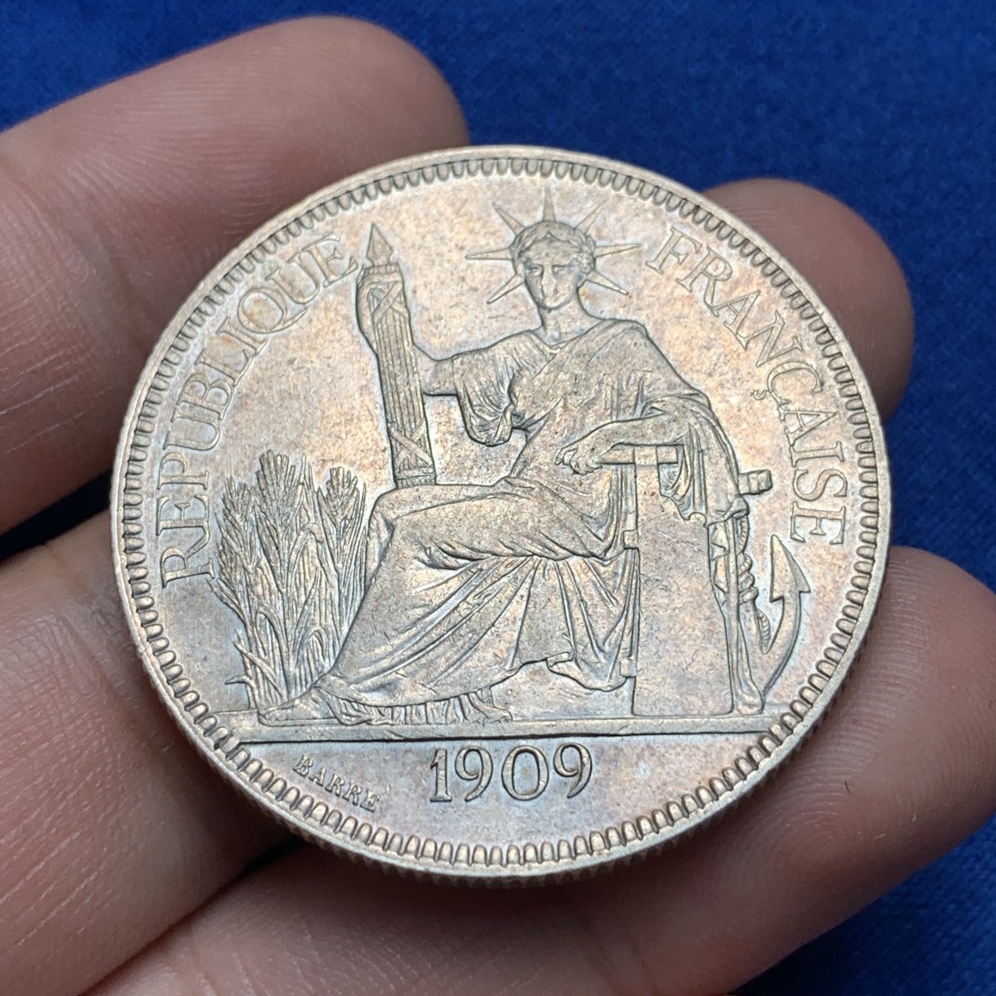 《竞宝斋》第189场-周日，周一 2场 (全场包邮) 法属印支坐洋1909年一皮阿斯特  好状态  磨损少