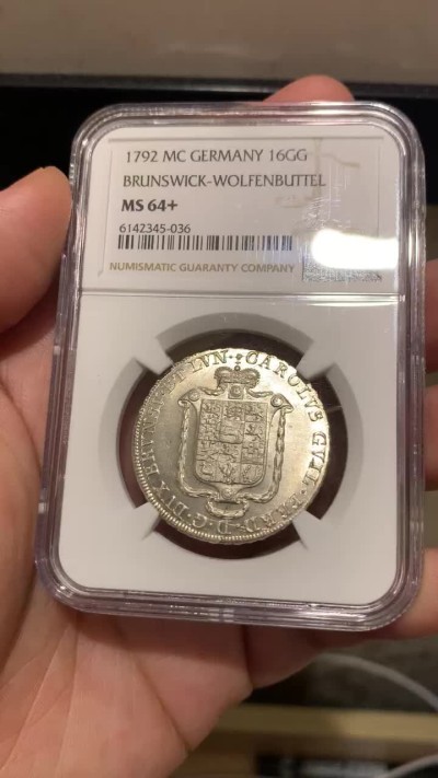 《竞宝斋》第189场-周日，周一 2场 (全场包邮) 唯一冠军分 NGC-MS64+ 德国不伦瑞克 1792年 16格罗申银币  顶级收藏品