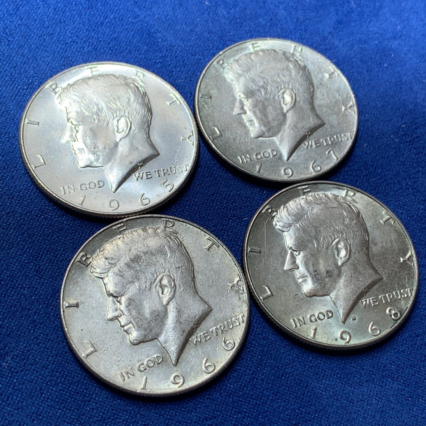 《竞宝斋》第189场-周日，周一 2场 (全场包邮) 4枚一组 美国肯尼迪半美元银币 4个不同年份 低银版