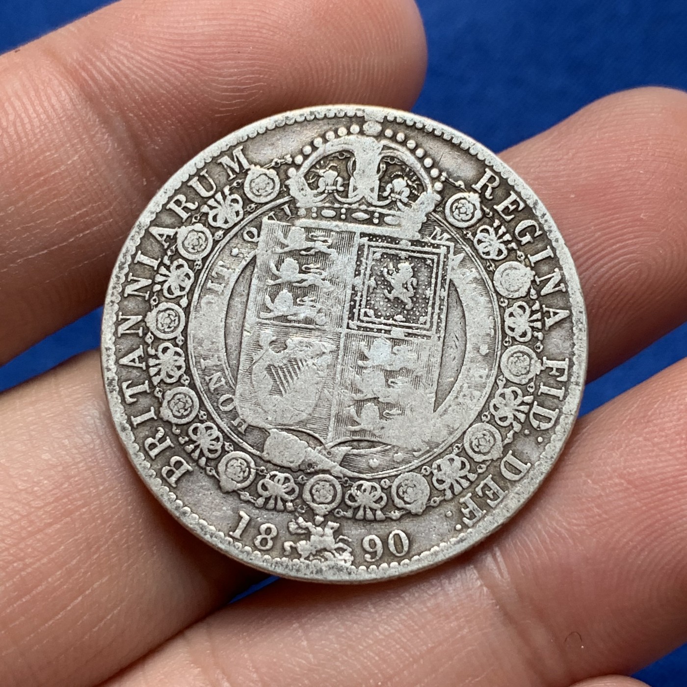 《竞宝斋》第189场-周日，周一 2场 (全场包邮) 英国1890维多利亚高冠版半克朗银币 不多见的年份