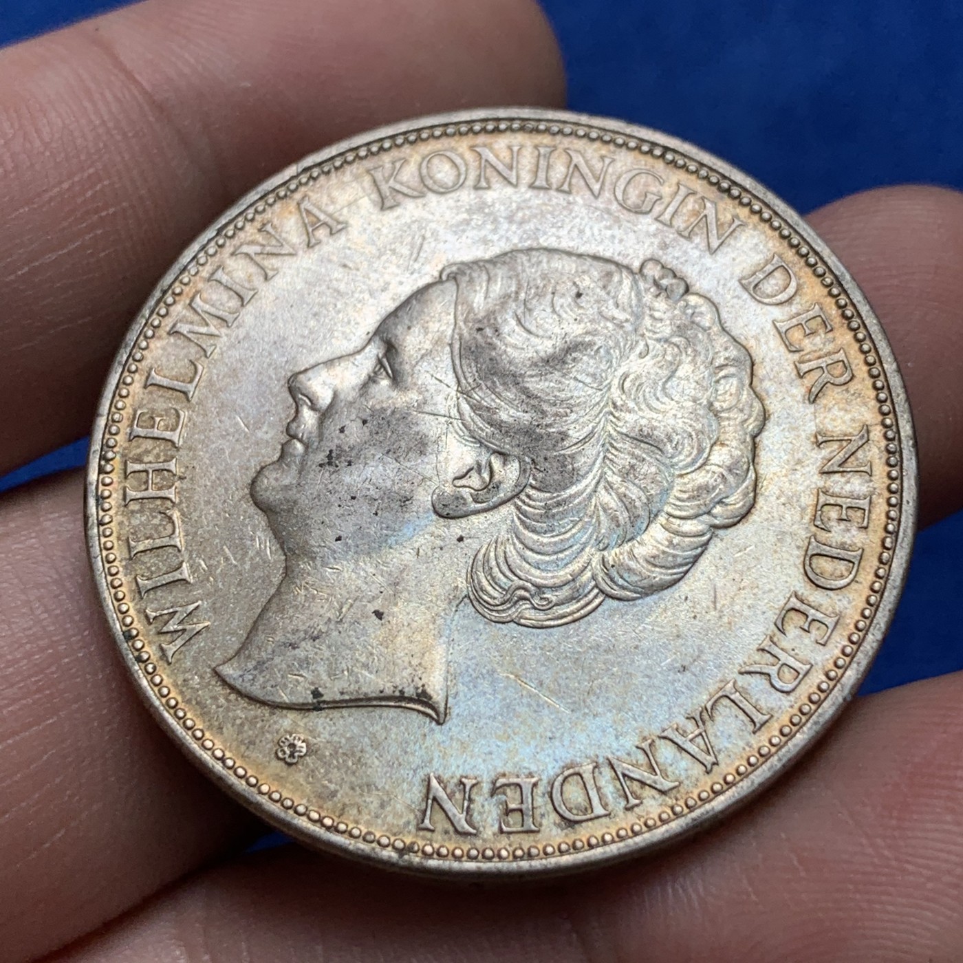 《竞宝斋》第189场-周日，周一 2场 (全场包邮) 荷兰1937年威廉明娜2.5盾大银币 原味包浆