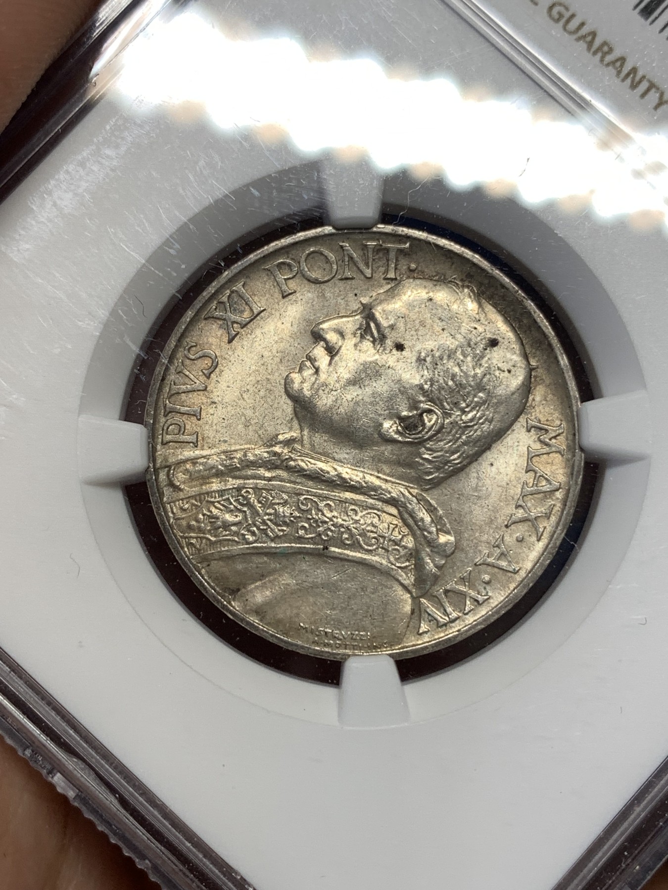 《竞宝斋》第189场-周日，周一 2场 (全场包邮) NGC-MS63 梵蒂冈1935年早期10里拉银币 圣母抱婴 MS少见