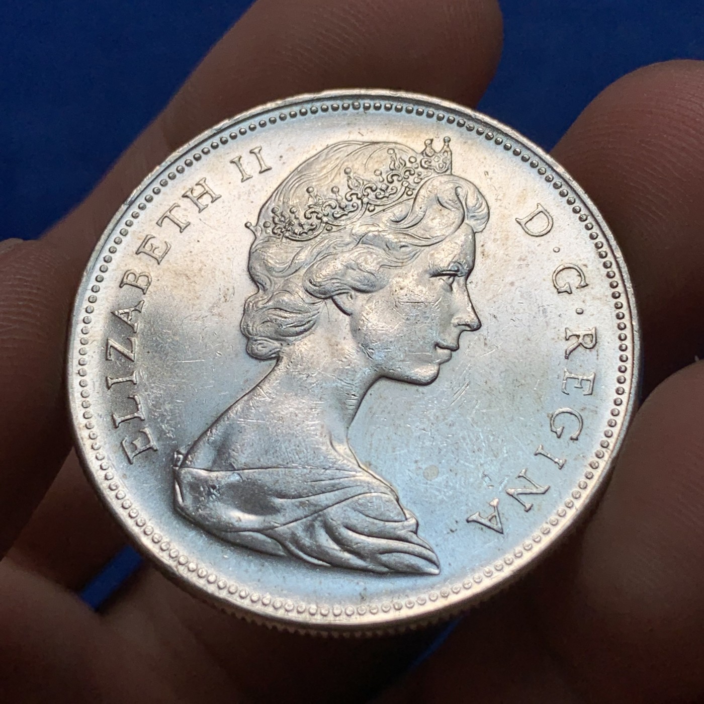 《竞宝斋》第189场-周日，周一 2场 (全场包邮) 加拿大 1966年1元划船银币 23.5克 0.8银 UNC