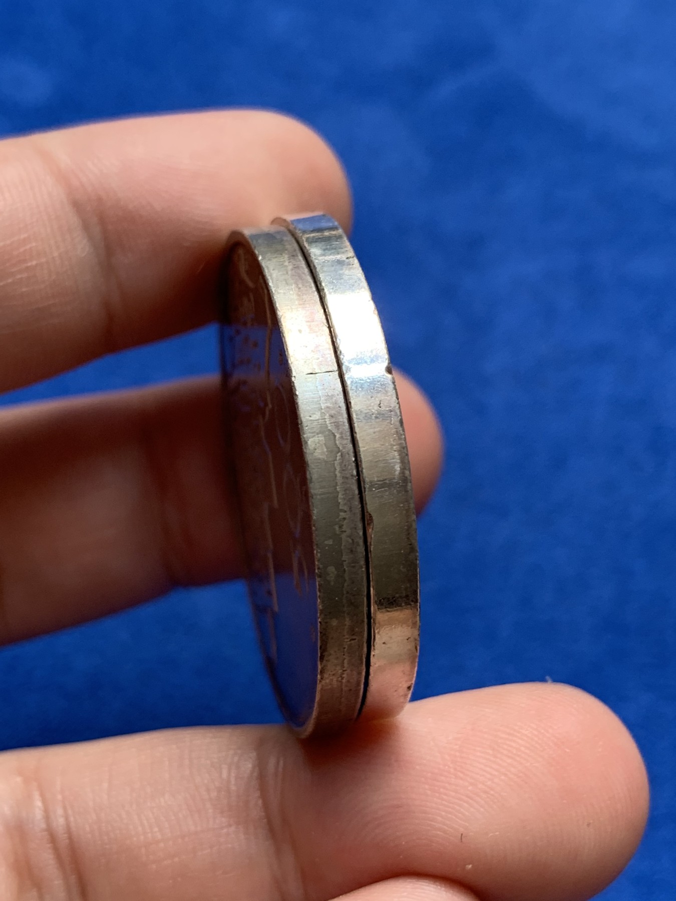 《竞宝斋》第189场-周日，周一 2场 (全场包邮) 两枚一组 比利时1980年独立150周年500法郎纪念币 一枚镀金板首次见到