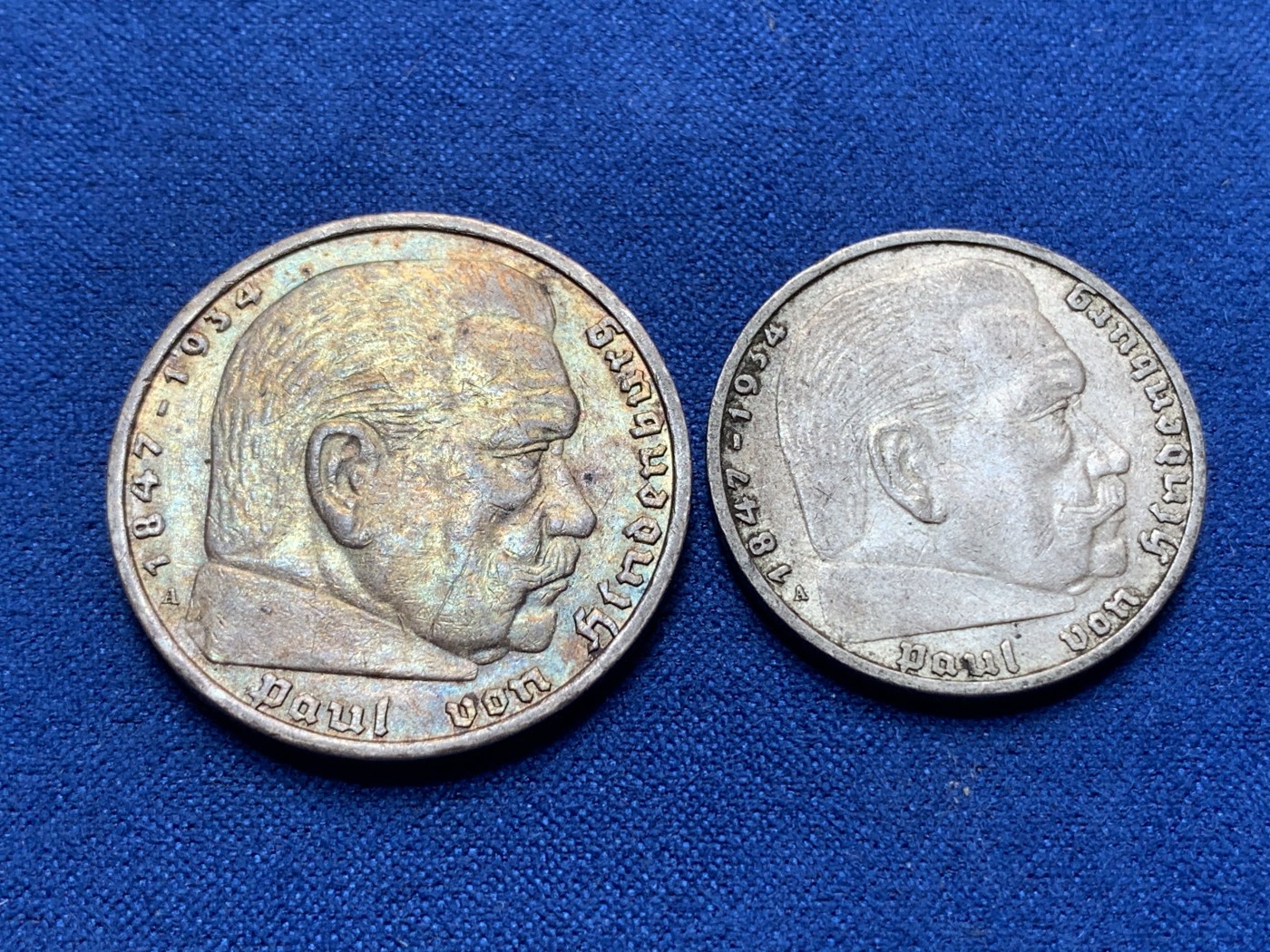 《竞宝斋》第189场-周日，周一 2场 (全场包邮) 2枚银币一组 德国 1937  兴登堡 2马克+5马克同年一对，原味包浆 状态好