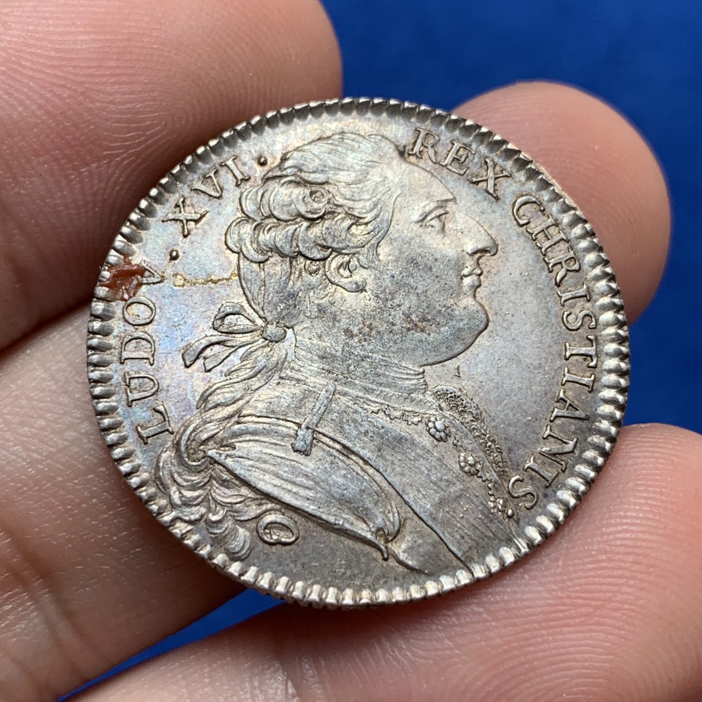 《竞宝斋》第189场-周日，周一 2场 (全场包邮) 18世纪初法国路易十六银质代币 原味