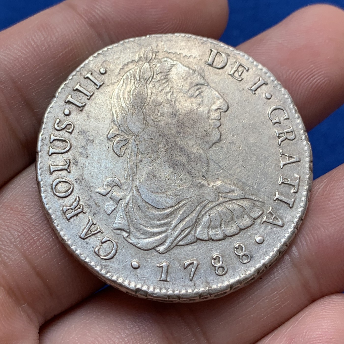 《竞宝斋》第189场-周日，周一 2场 (全场包邮) 1788年秘鲁卡三双柱8R大银币 有复打 带光极美品