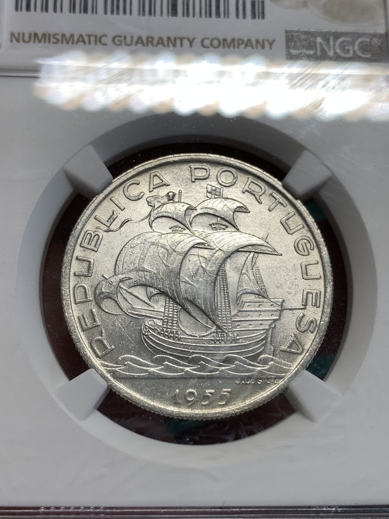 《竞宝斋》第189场-周日，周一 2场 (全场包邮) NGC-MS64 葡萄牙1955年大帆船10埃斯库多银币 一帆风顺