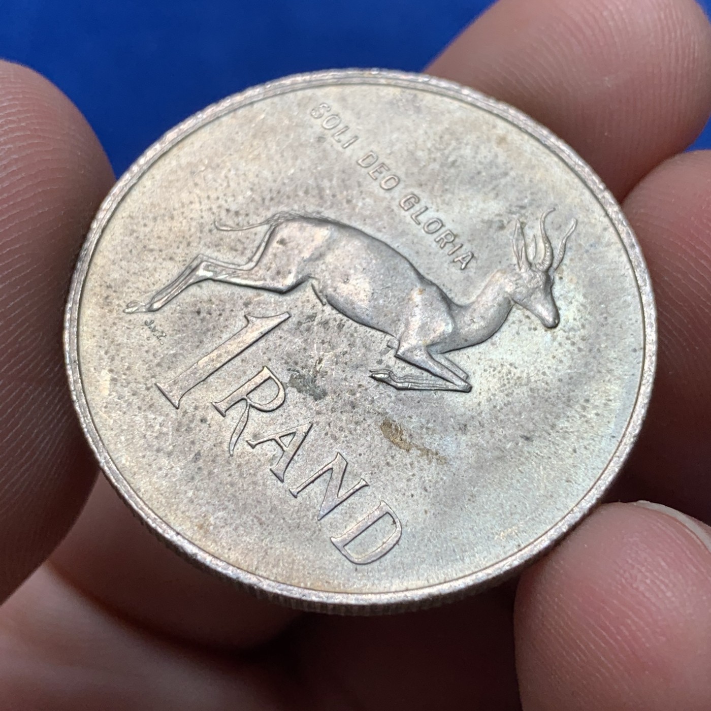 《竞宝斋》第189场-周日，周一 2场 (全场包邮) 1967年南非1兰特银币 原味老包浆