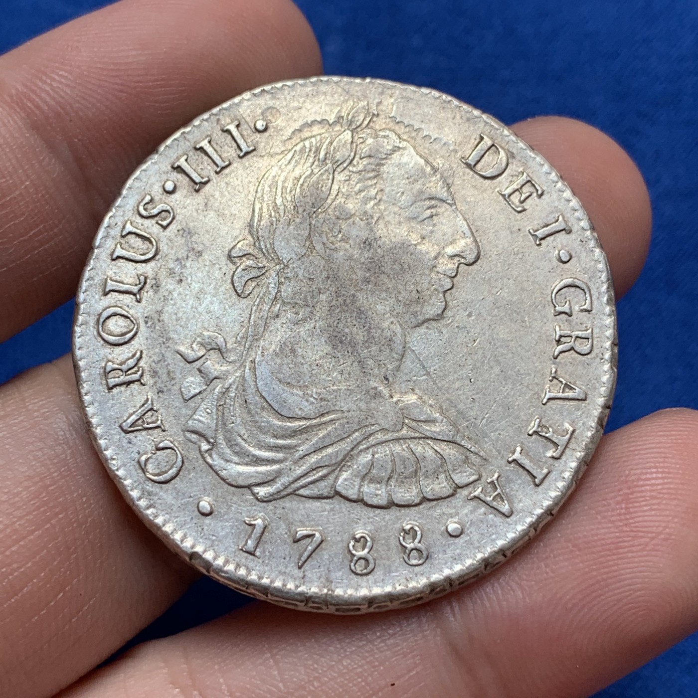 《竞宝斋》第189场-周日，周一 2场 (全场包邮) 1788年秘鲁卡三双柱8R大银币 有复打 带光极美品