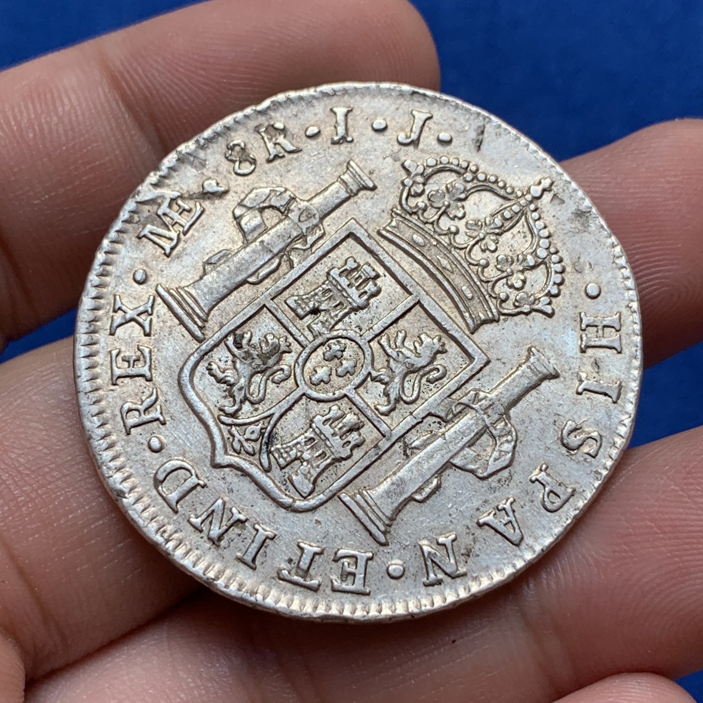 《竞宝斋》第189场-周日，周一 2场 (全场包邮) 1788年秘鲁卡三双柱8R大银币 有复打 带光极美品