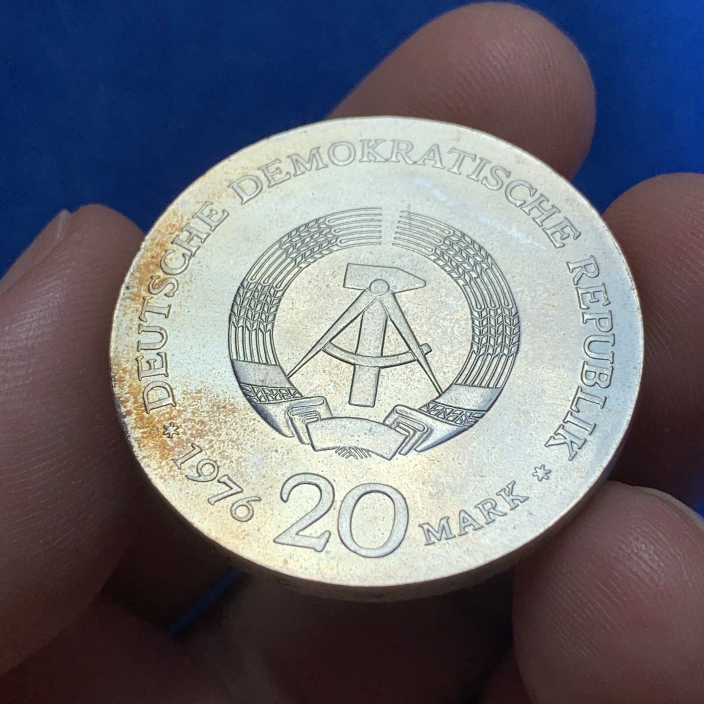 《竞宝斋》第189场-周日，周一 2场 (全场包邮) 德国 东德 1976 民主共和国 20马克银币 状态极好 少见品种