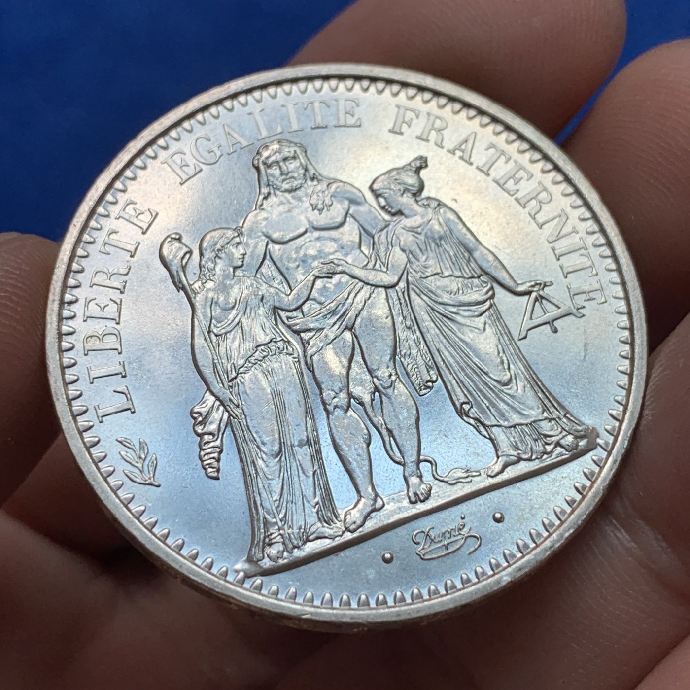 《竞宝斋》第189场-周日，周一 2场 (全场包邮) 法国1971年大力神10法郎银币 未使用状态