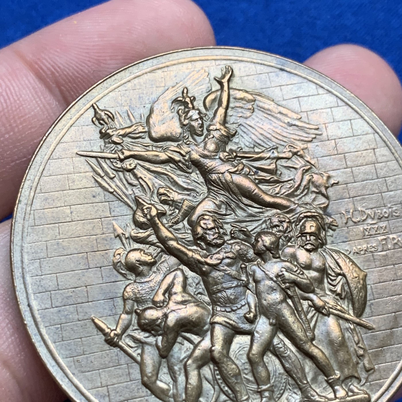 《竞宝斋》第190场-周日，周一 2场 (全场包邮) 法国经典马赛曲艺术铜章    直径：50mm 重量：64.61g   边铭：丰饶角＋铜标