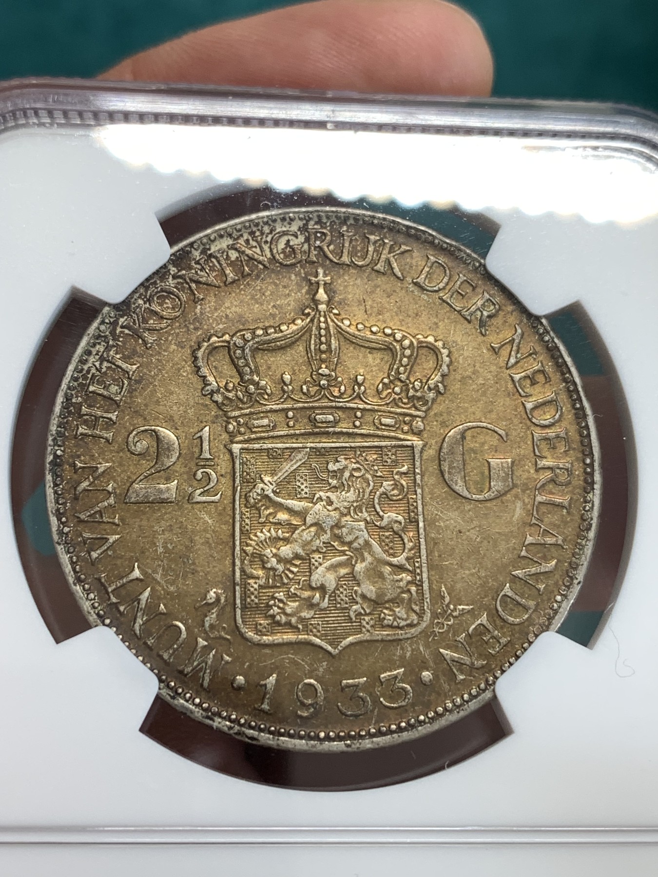 《竞宝斋》第190场-周日，周一 2场 (全场包邮) NGC AU58 荷兰 1933年 威廉明娜 2.5G 大银币  带包浆的少见 头发清晰